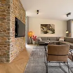 Βίλα Big Buffalo | 20 Personen Well (Limburg)